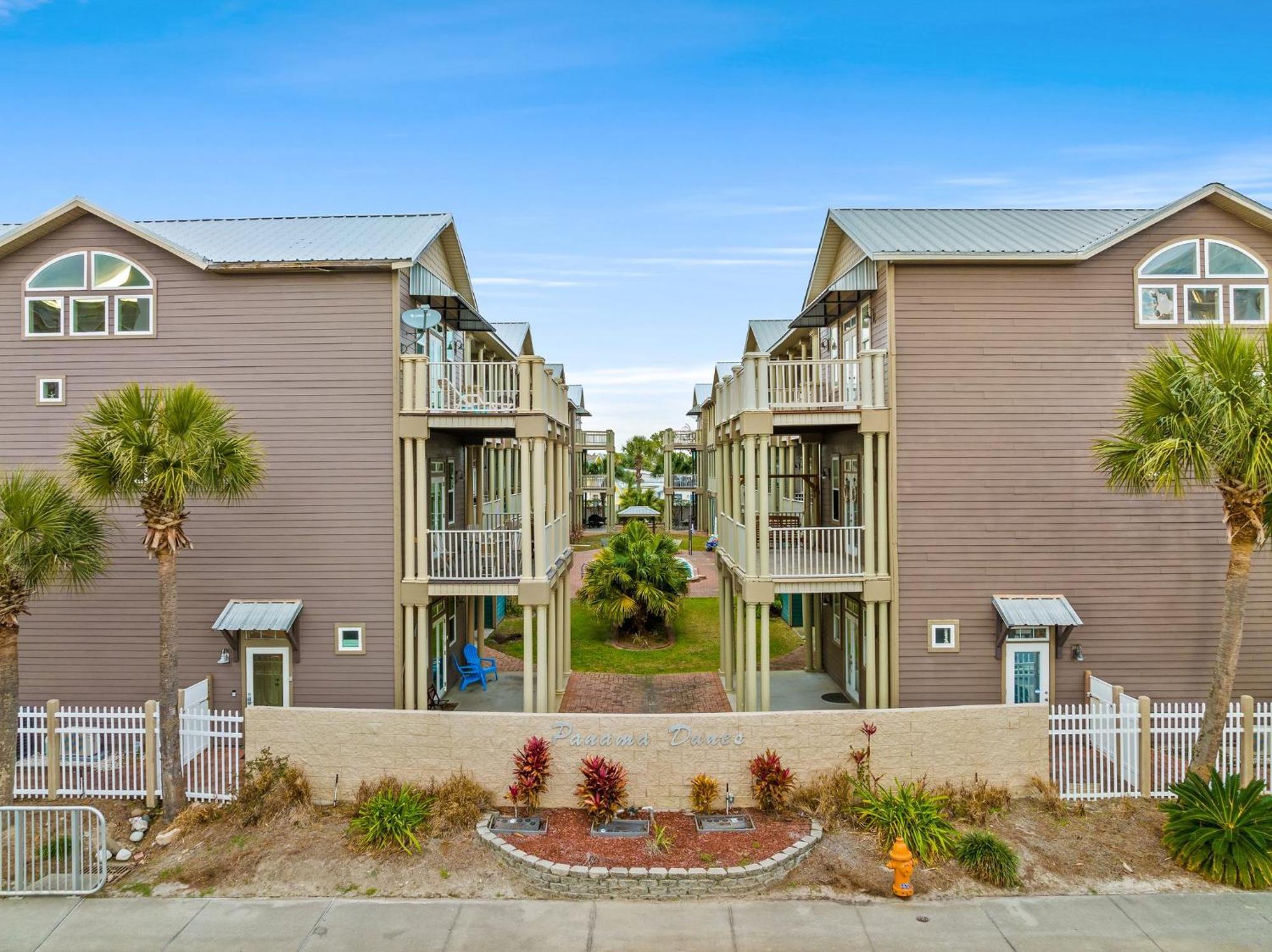 Crescent Moon Palace - A Luxury Home With Pool, Parking, Just Steps To The Beach Panama City Beach Buitenkant foto